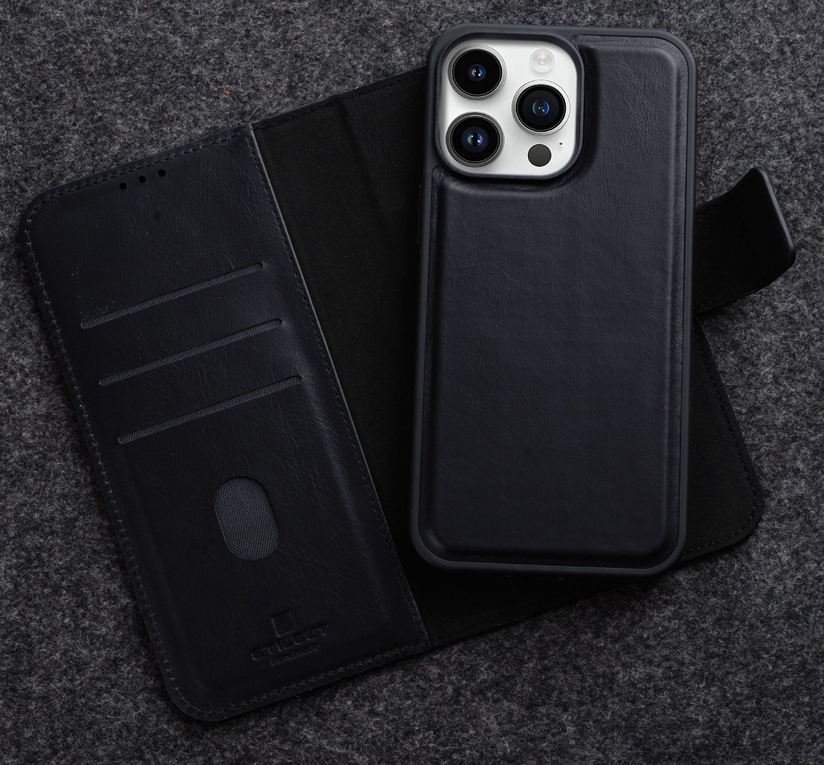 StilGut - iPhone 15 Pro Max Flip Cover Talis 2-in-1 mit Kartenfach Schwarz Nappa